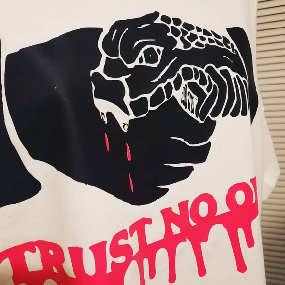 Graphic t shirt - Picture 4 of 5